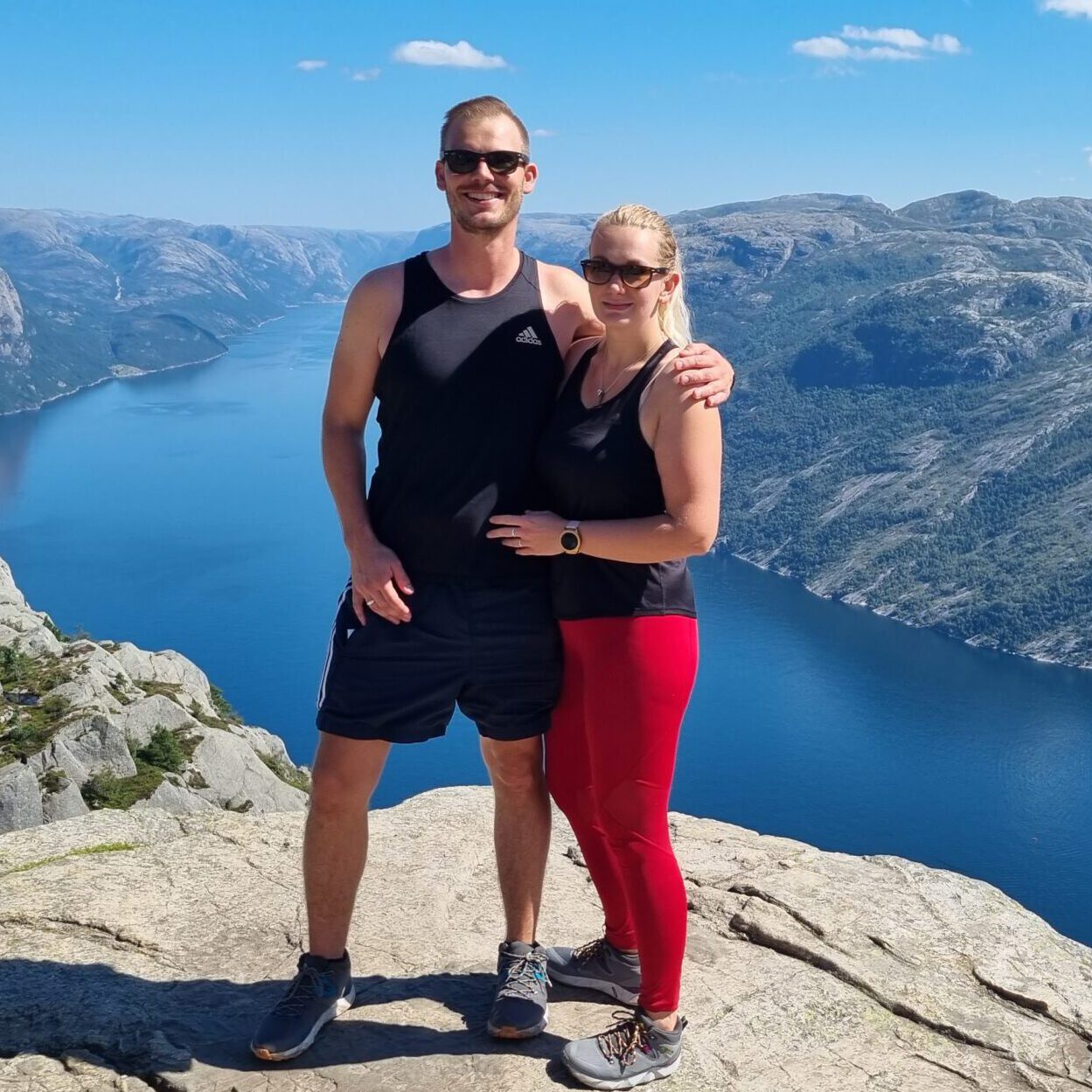 Berater Jan und Desiree Knobloch auf dem Preikestolen in Norwegen
